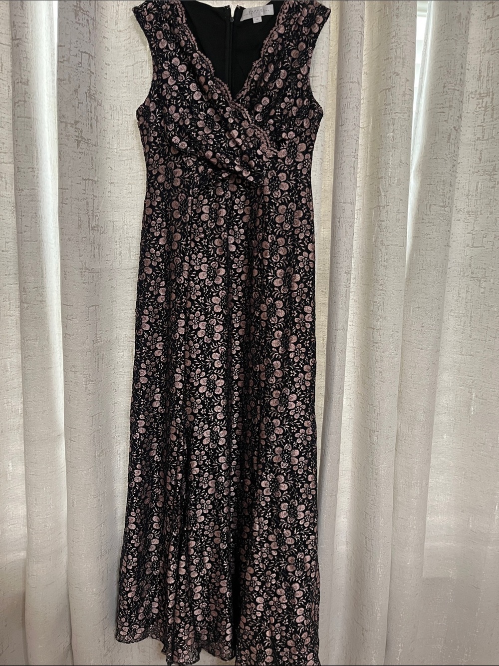 Sleeveless Black Maxi Dress with Pink Floral Print and V-Neck